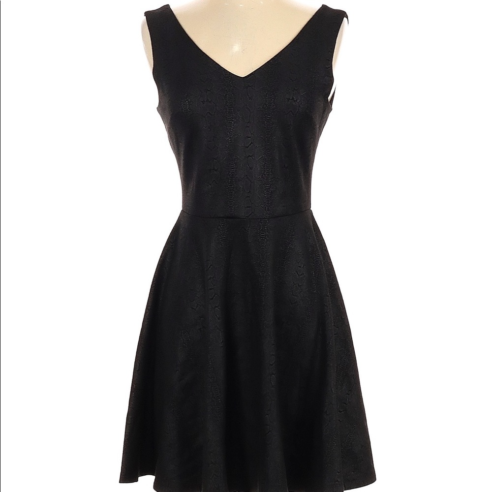 Harper Wren sexy little black snake print fit cocktail dress, party plunge